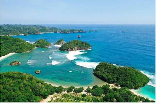 Penampakan Pantai Kabupaten Malang Selatan
Sumber : infopondokdadap.com